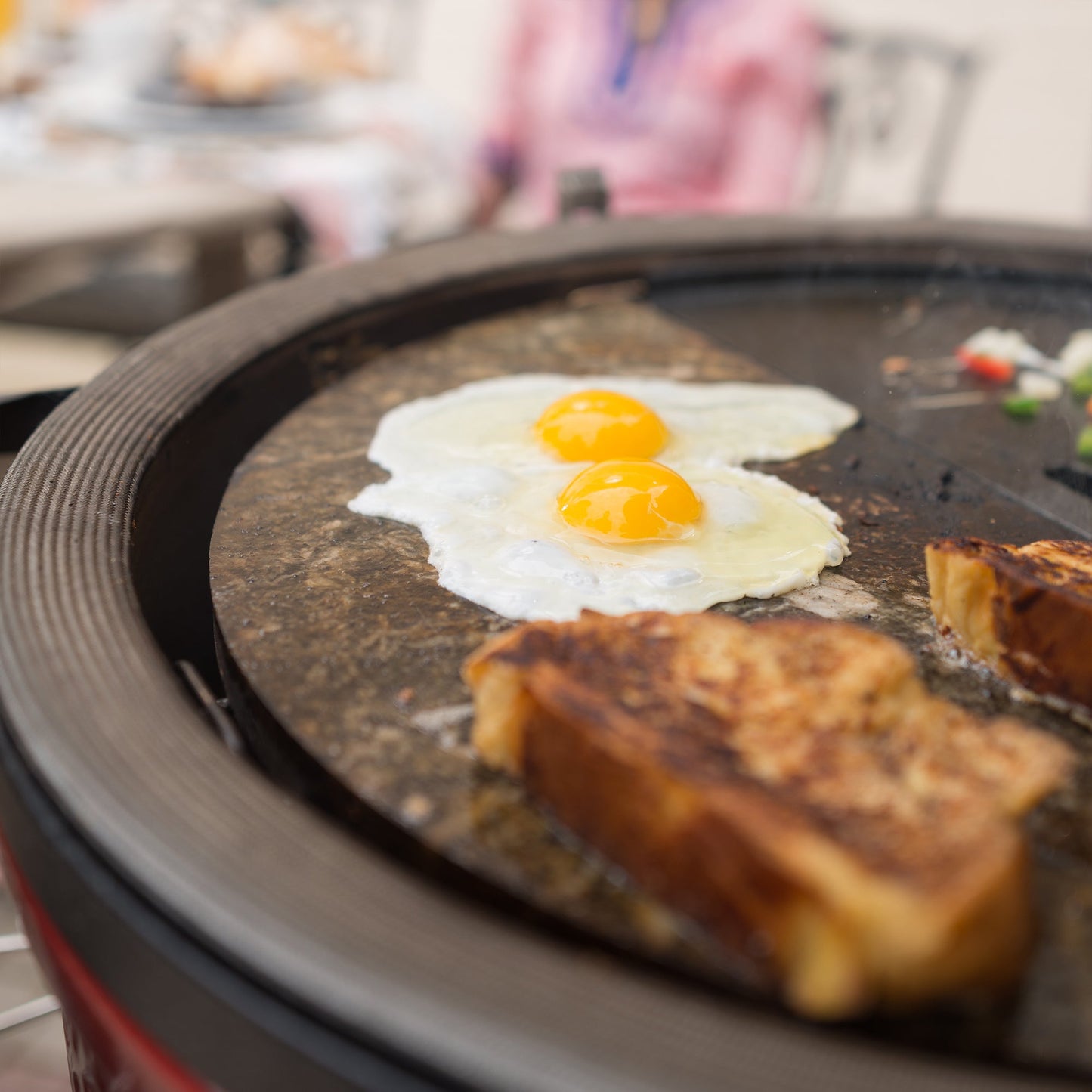 Kamado Joe Big Joe II with Voyager Pack