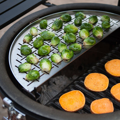Classic III Kamado Joe with Voyager Pack