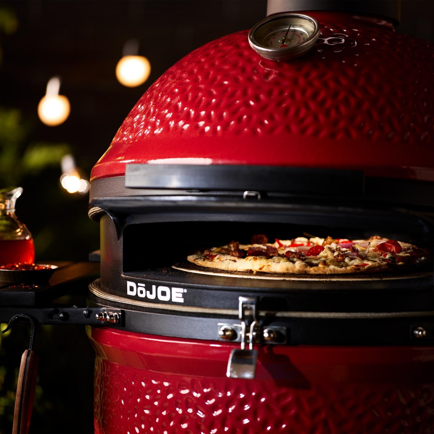 Classic II Kamado Joe BBQ with Voyager Pack