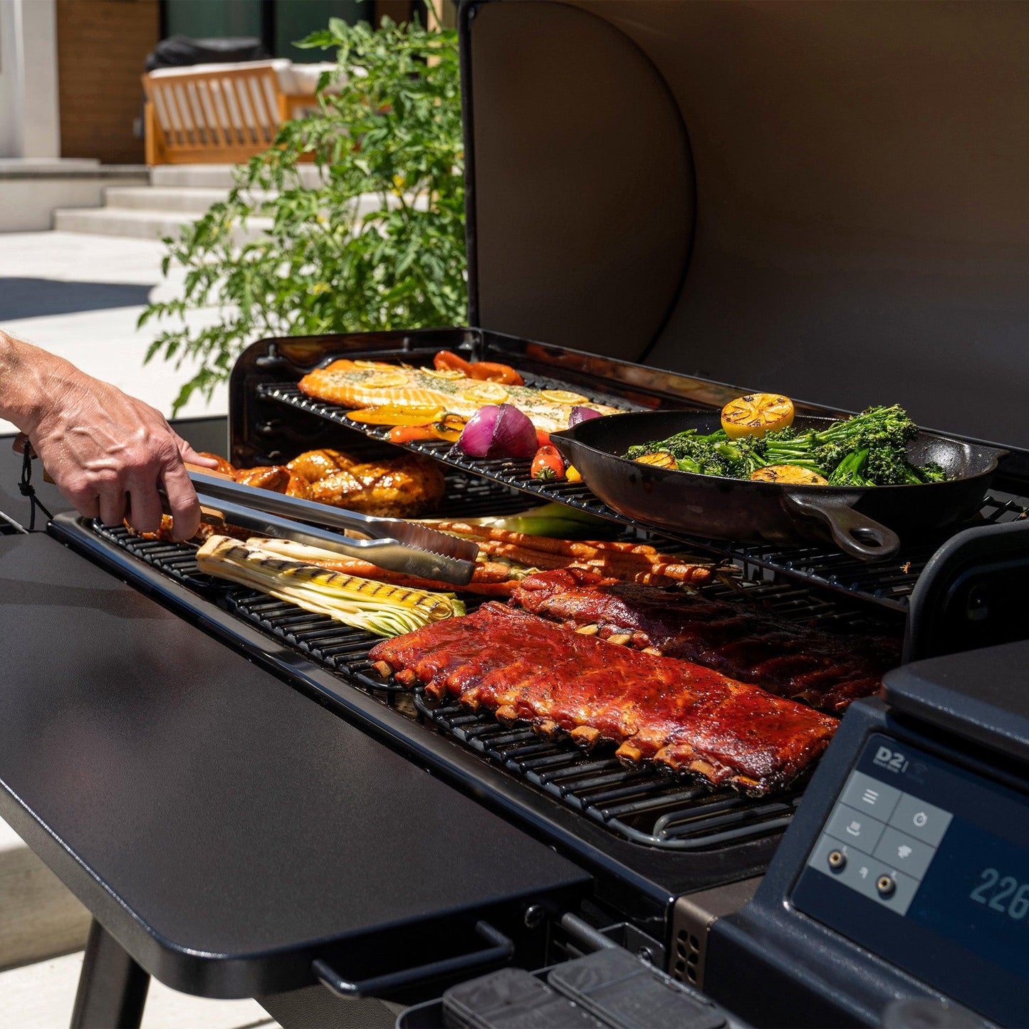 Traeger Ironwood XL Wood Pellet BBQ Smoker Grill